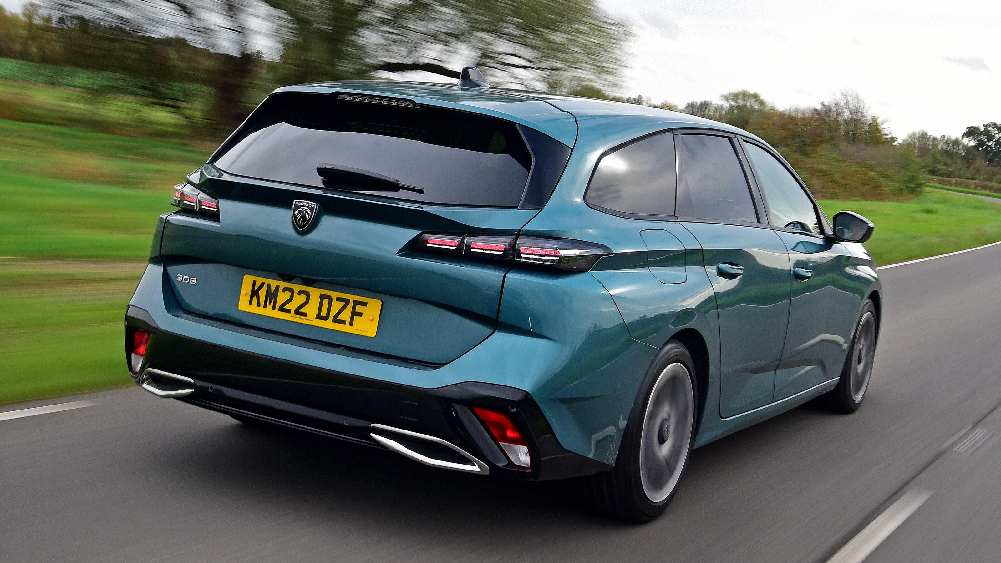 Peugeot 308 SW - rear 1
