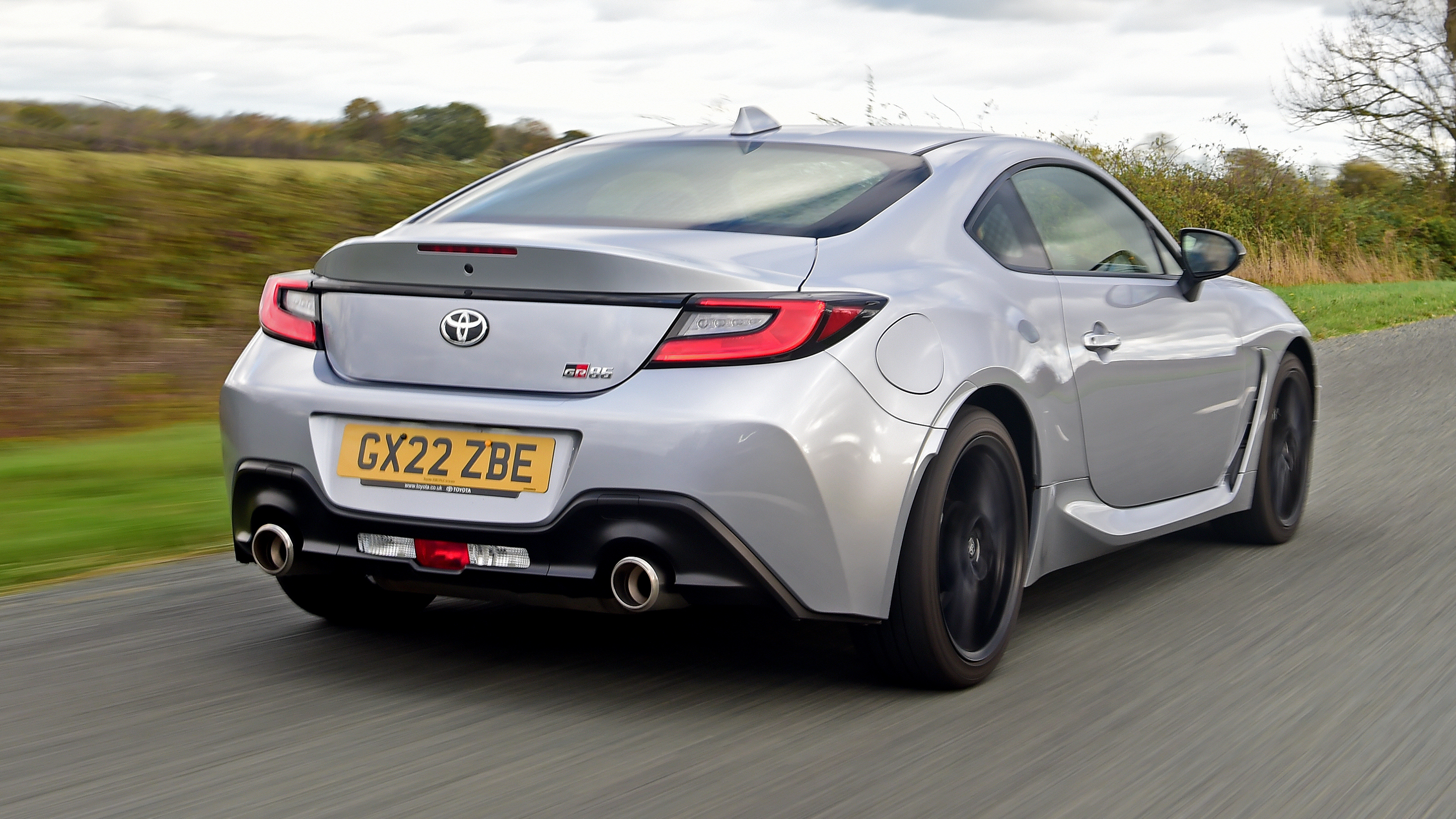 Toyota GR86 coupe rear 3/4 tracking
