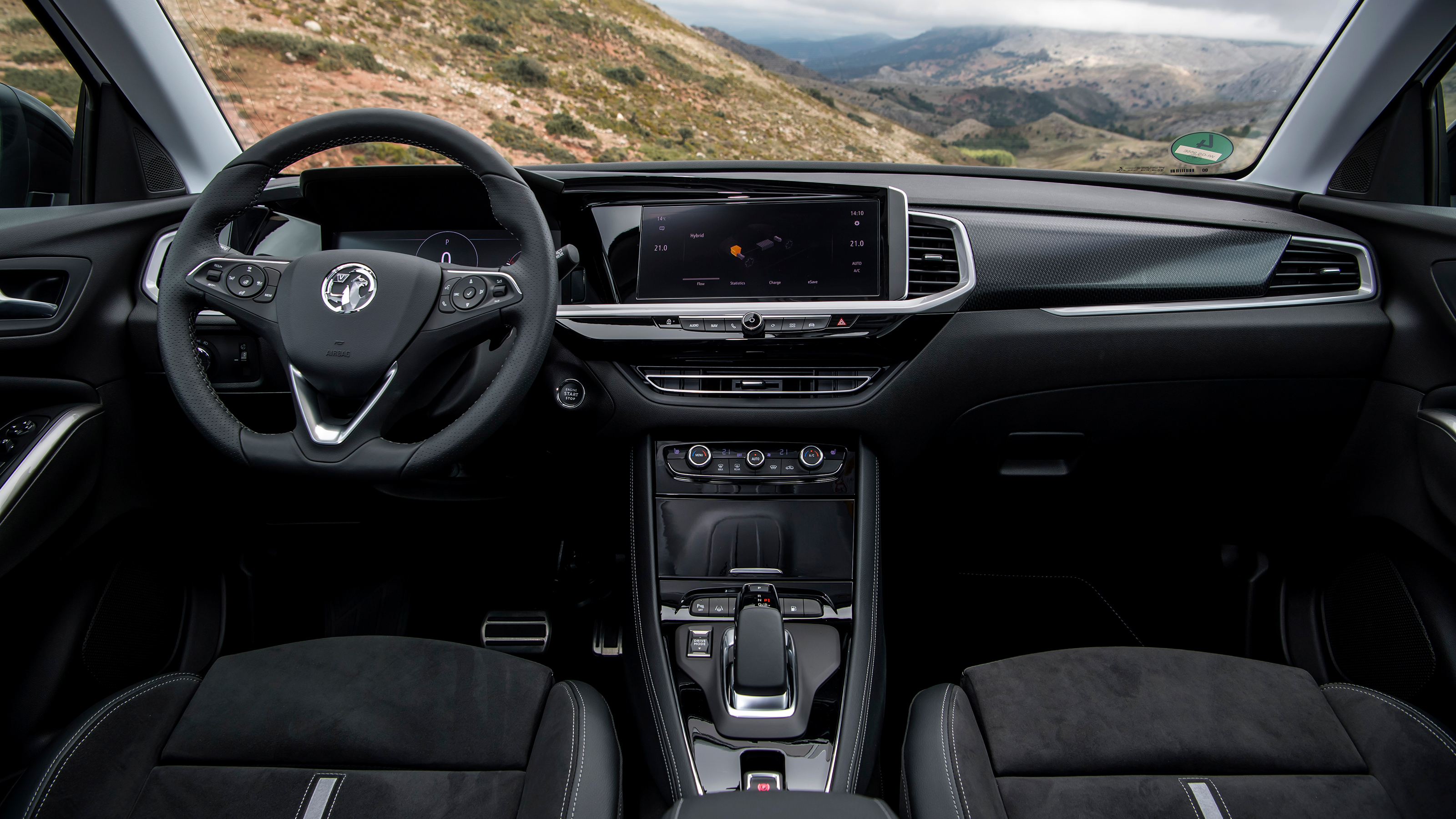 Vauxhall Grandland GSe interior