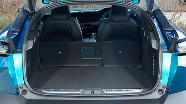 Peugeot 408 boot seats down