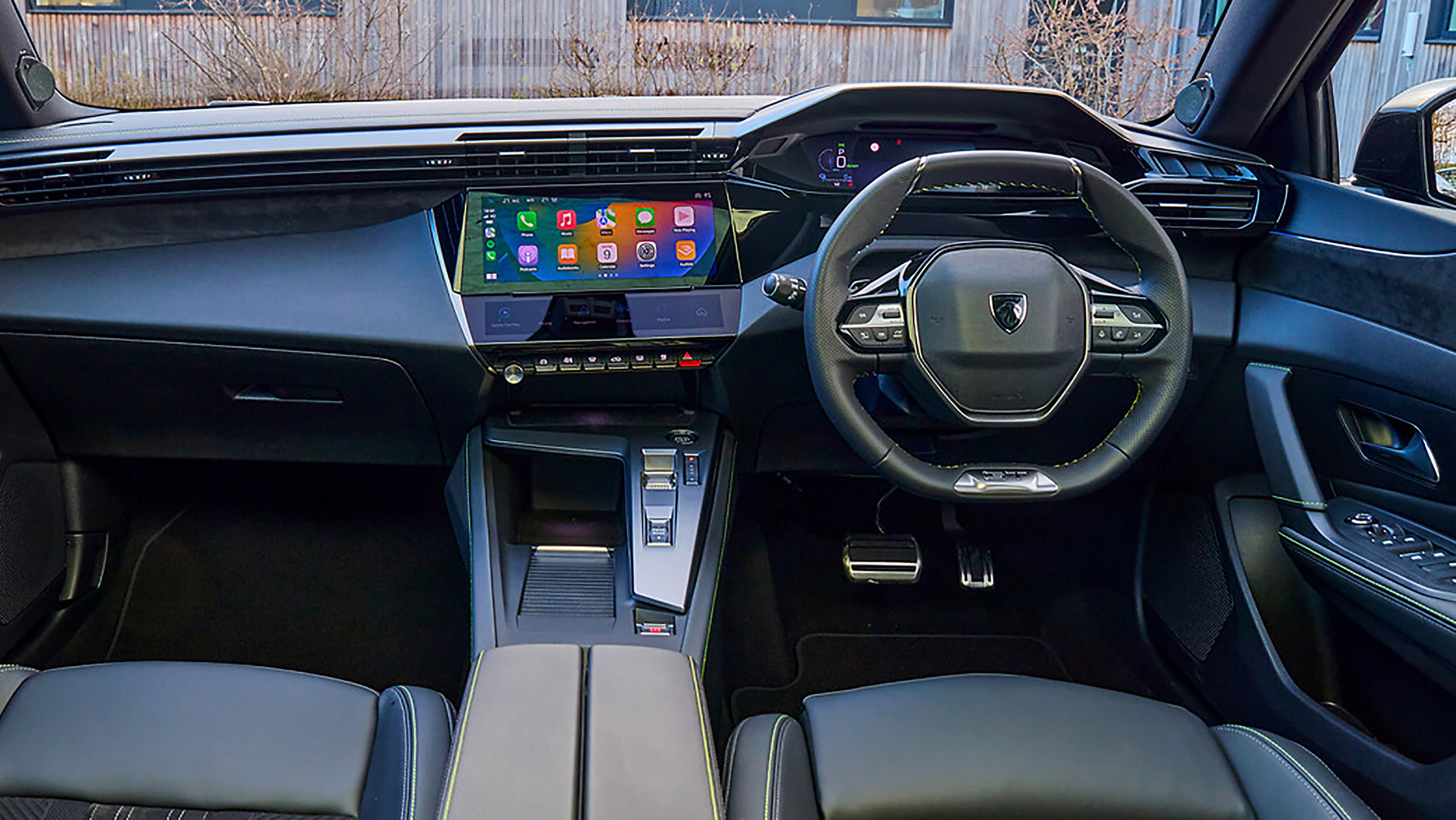 Peugeot 408 interior