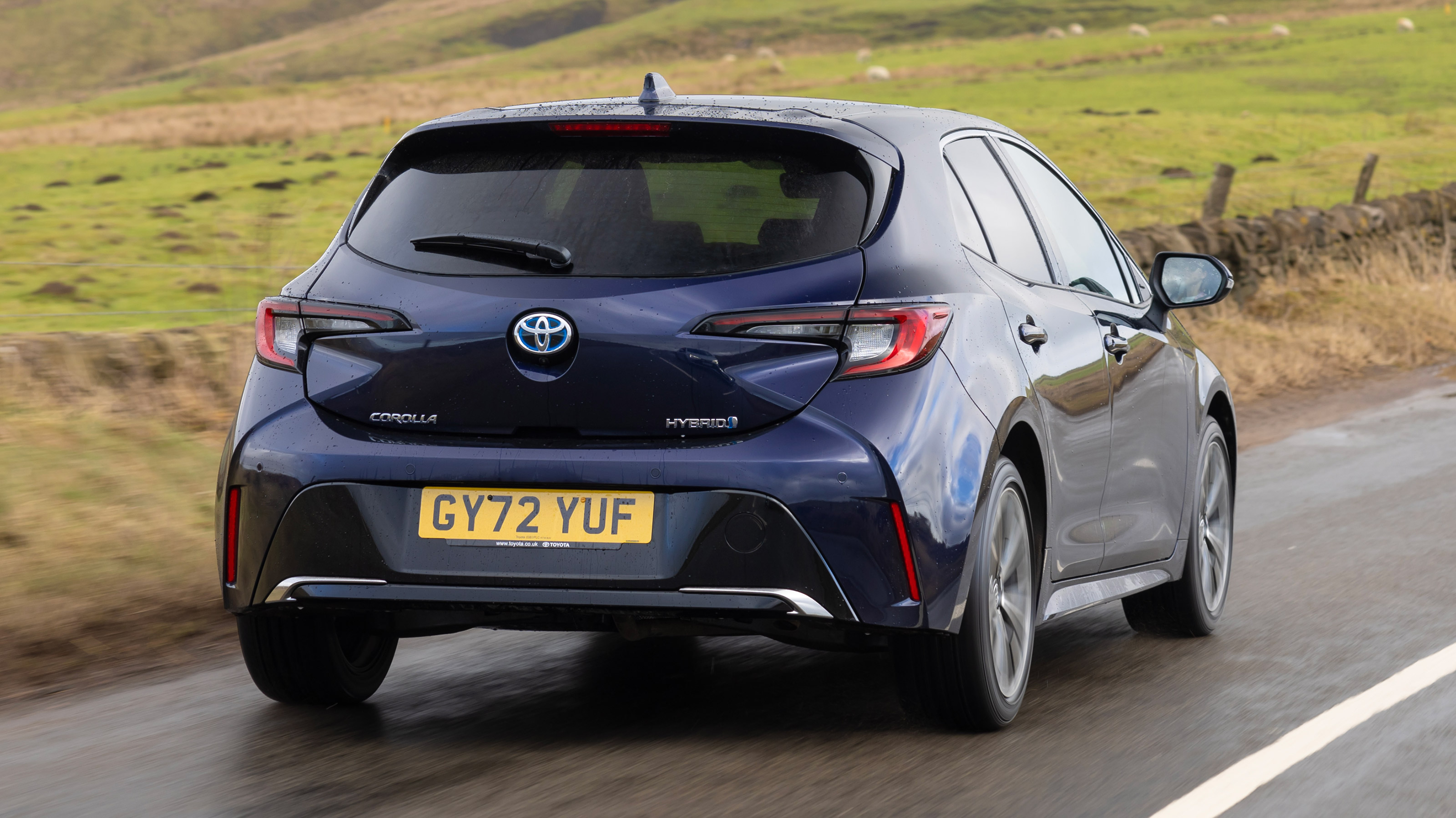 Toyota Corolla hatchback rear tracking