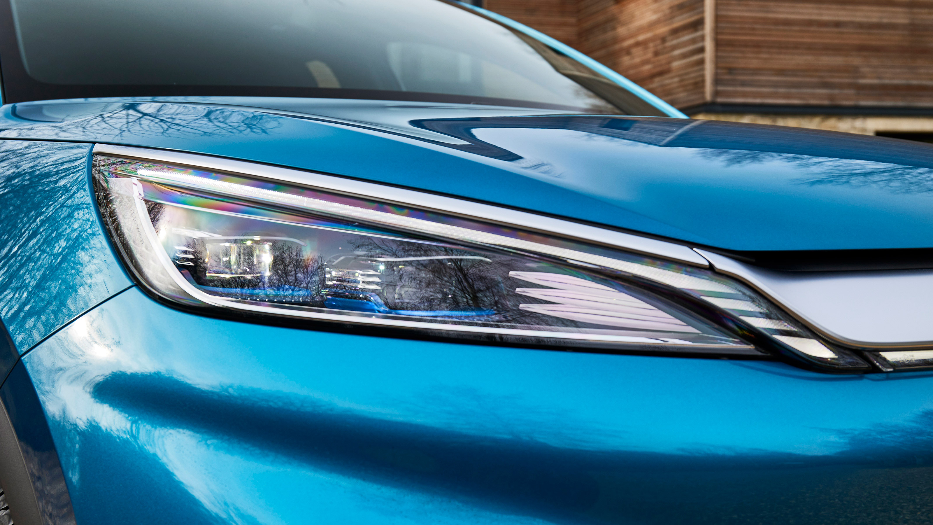 BYD Atto 3 SUV headlights