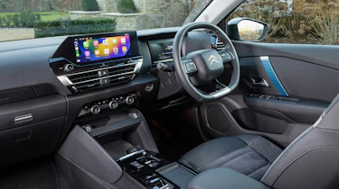 Citroen e-C4 X saloon dashboard