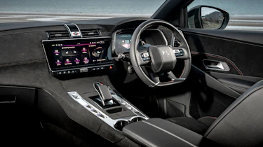 DS 7 SUV UK driver's seat