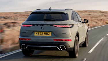 DS 7 SUV UK rear 3/4 tracking