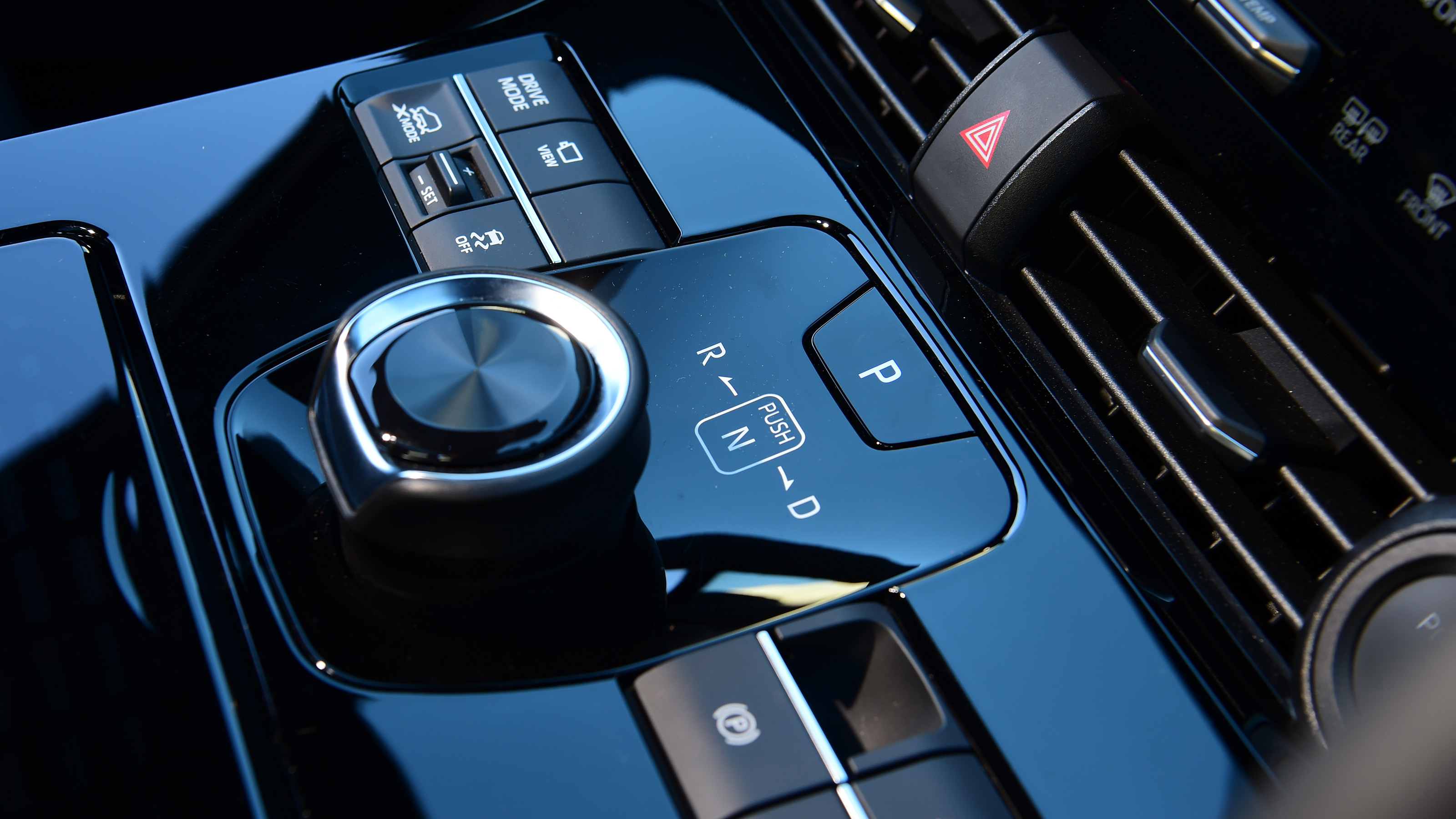 Subaru Solterra SUV switches