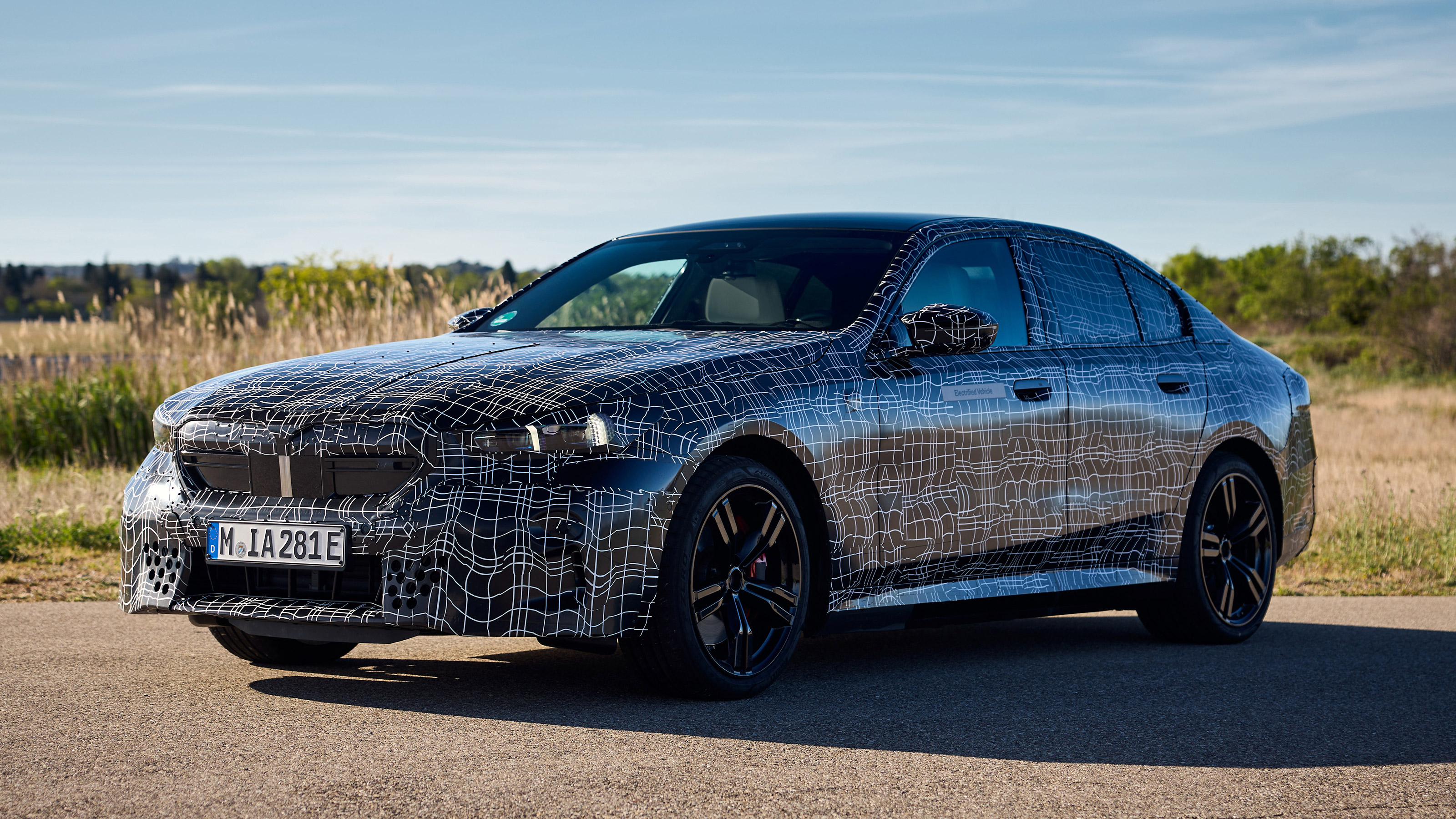 BMW i5 prototype 8