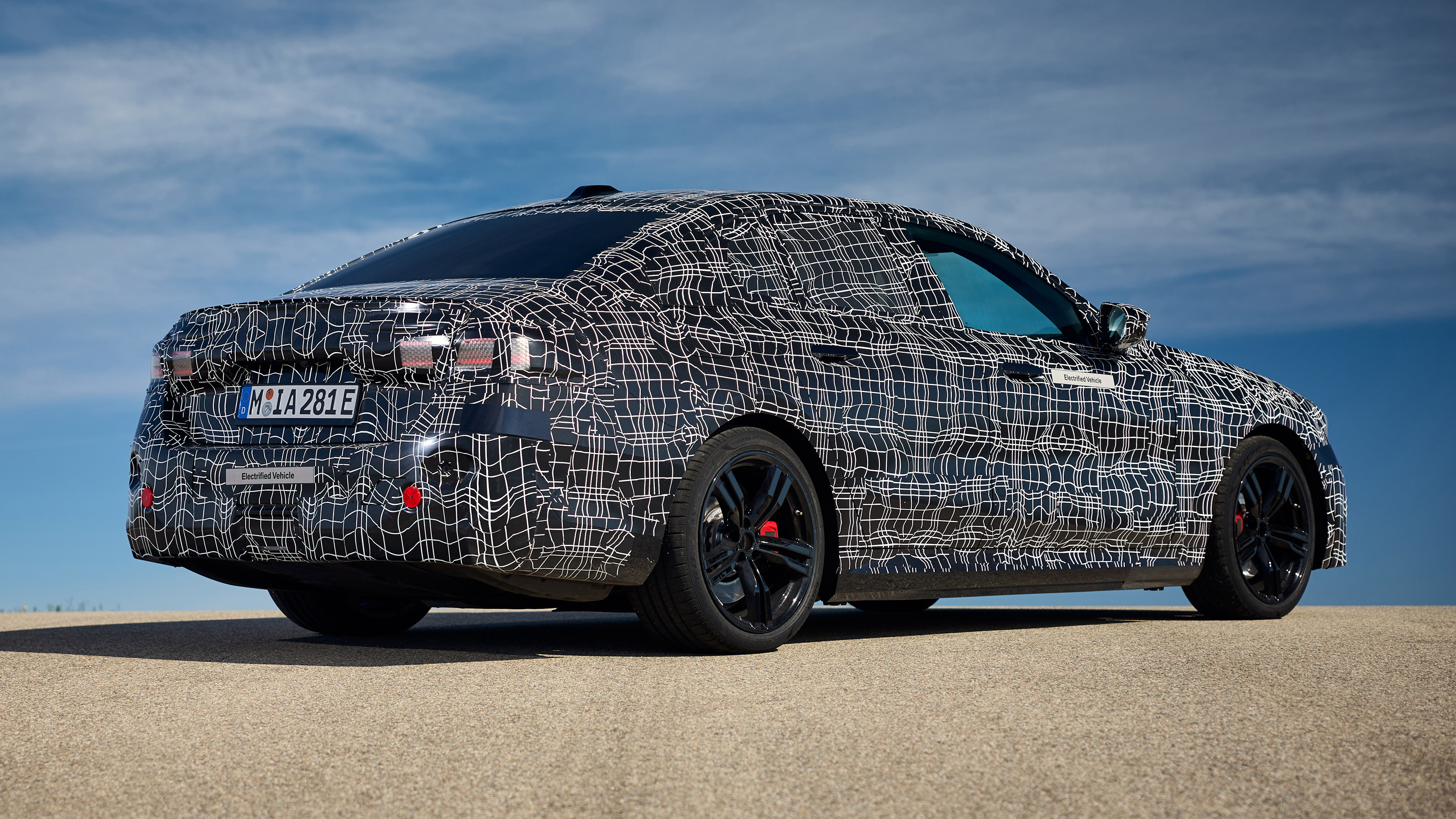 BMW i5 prototype 9