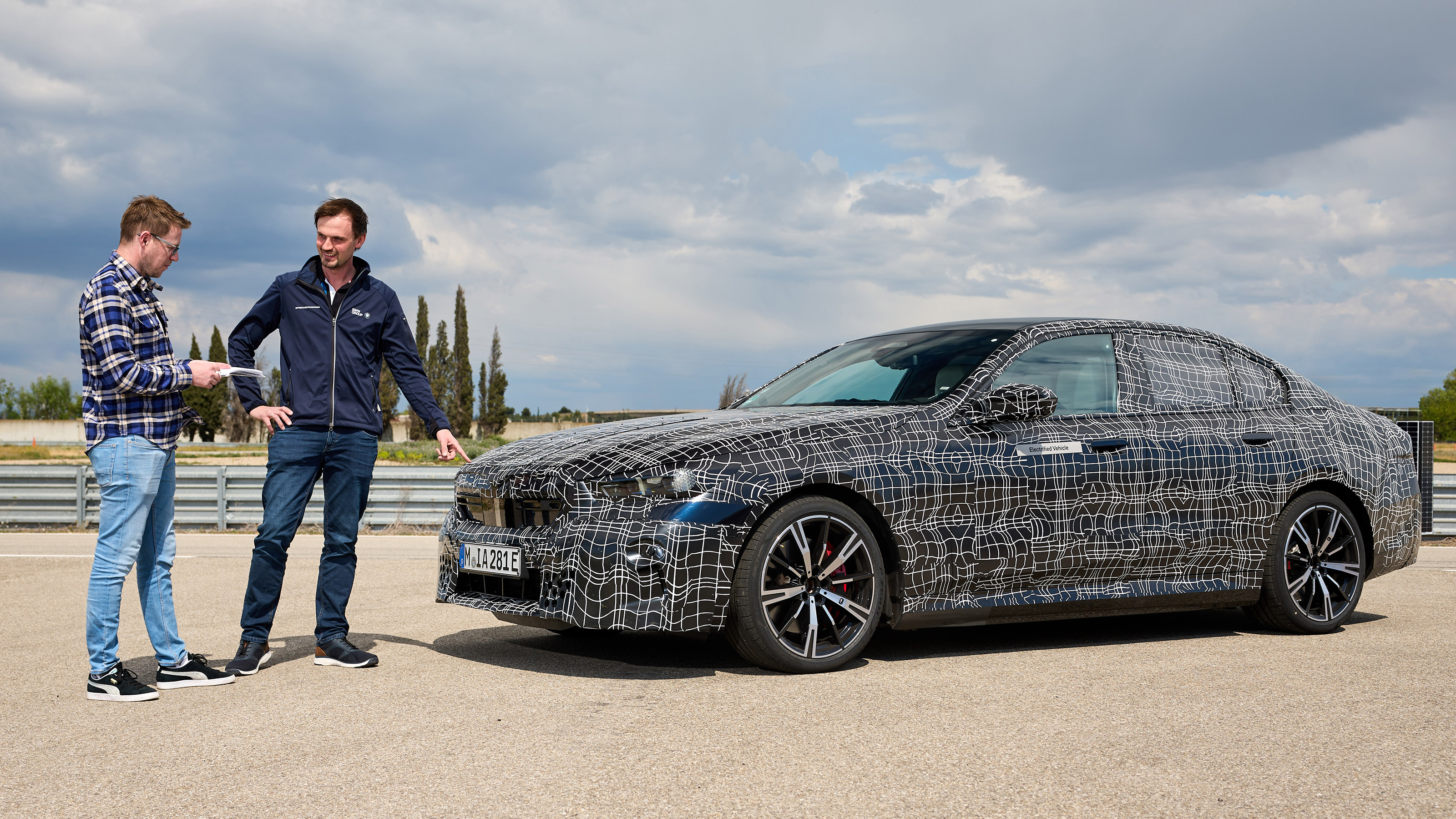 BMW i5 prototype 11