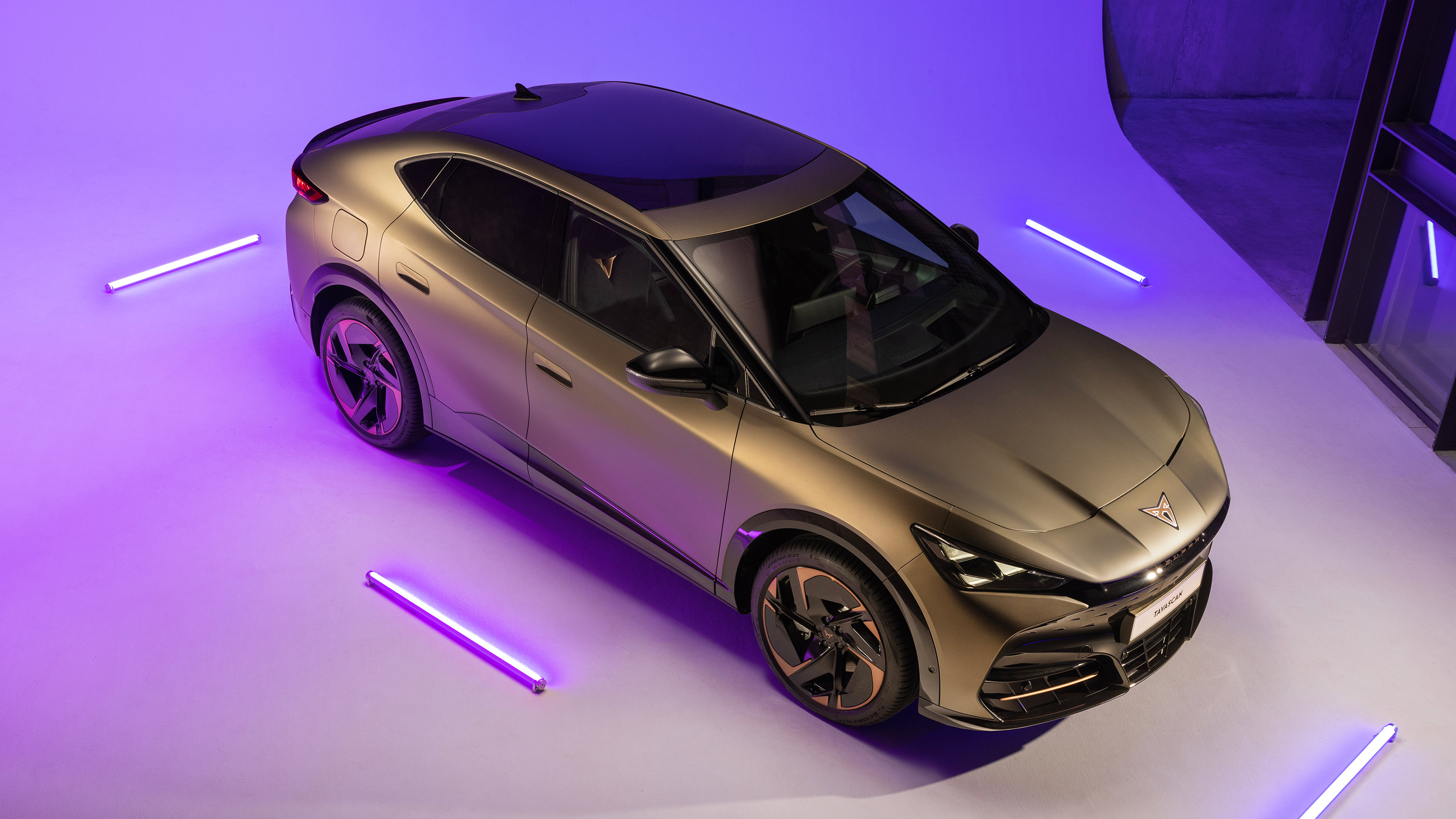 Cupra Tavascan 3