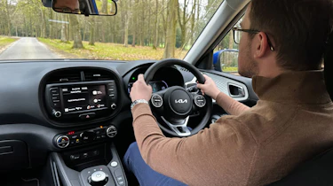 Kia Soul Urban EV driving staff