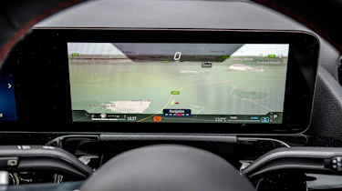 Mercedes B-Class MPV navigation