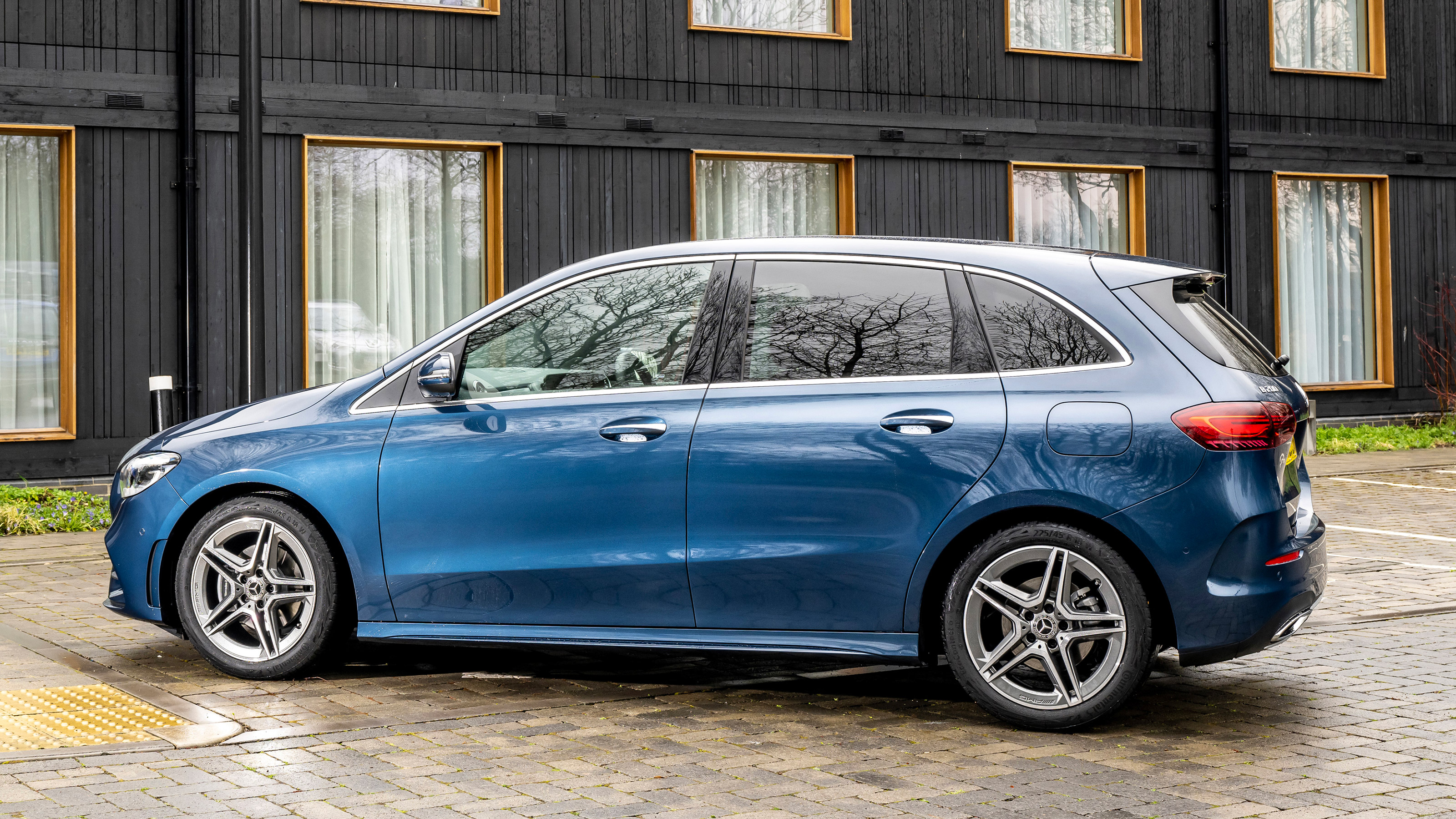 Mercedes B-Class MPV side static