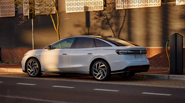 Volkswagen ID.7 official 12