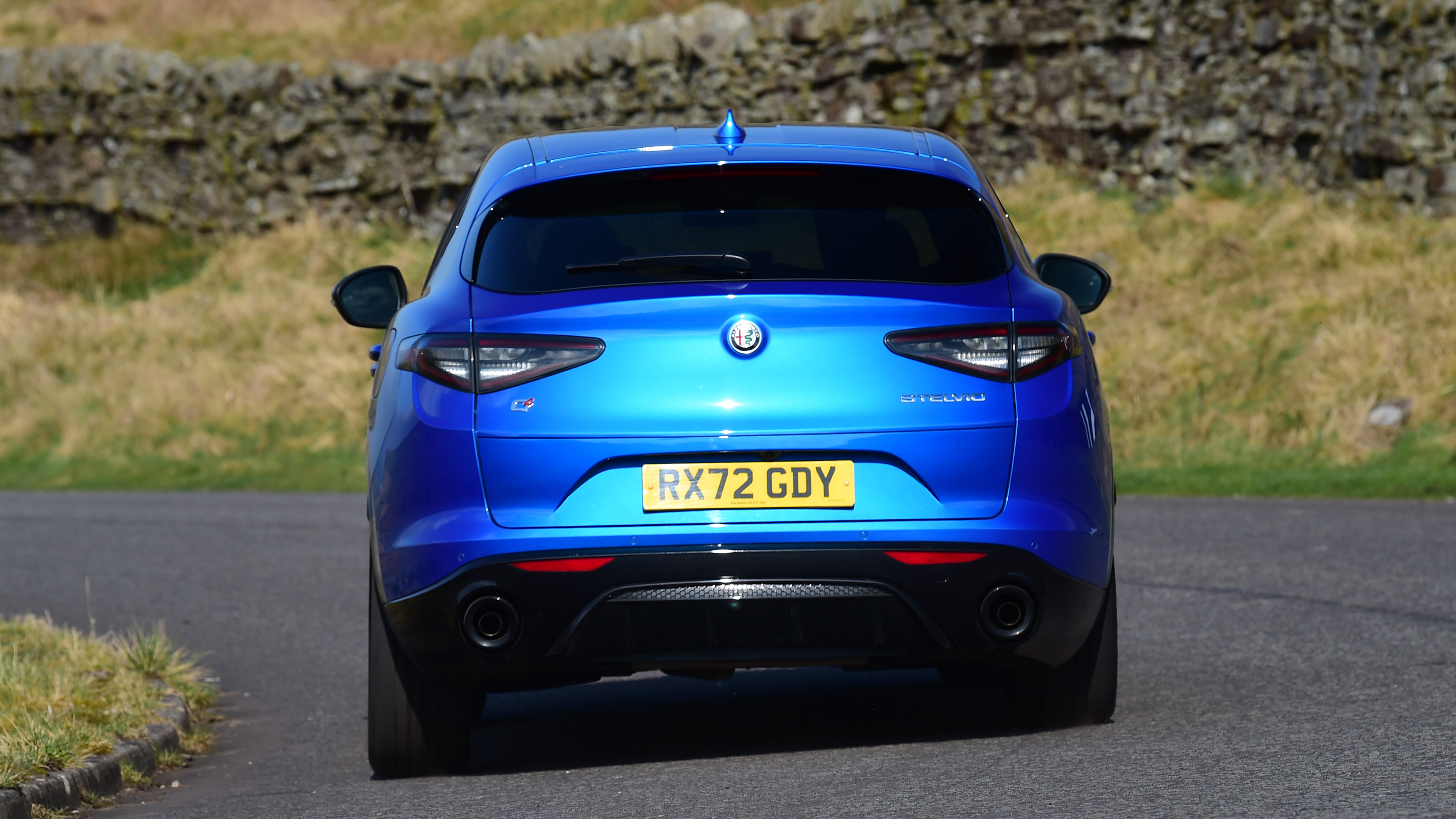 Alfa Romeo Stelvio SUV rear cornering