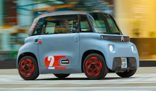 Citroen Ami driving