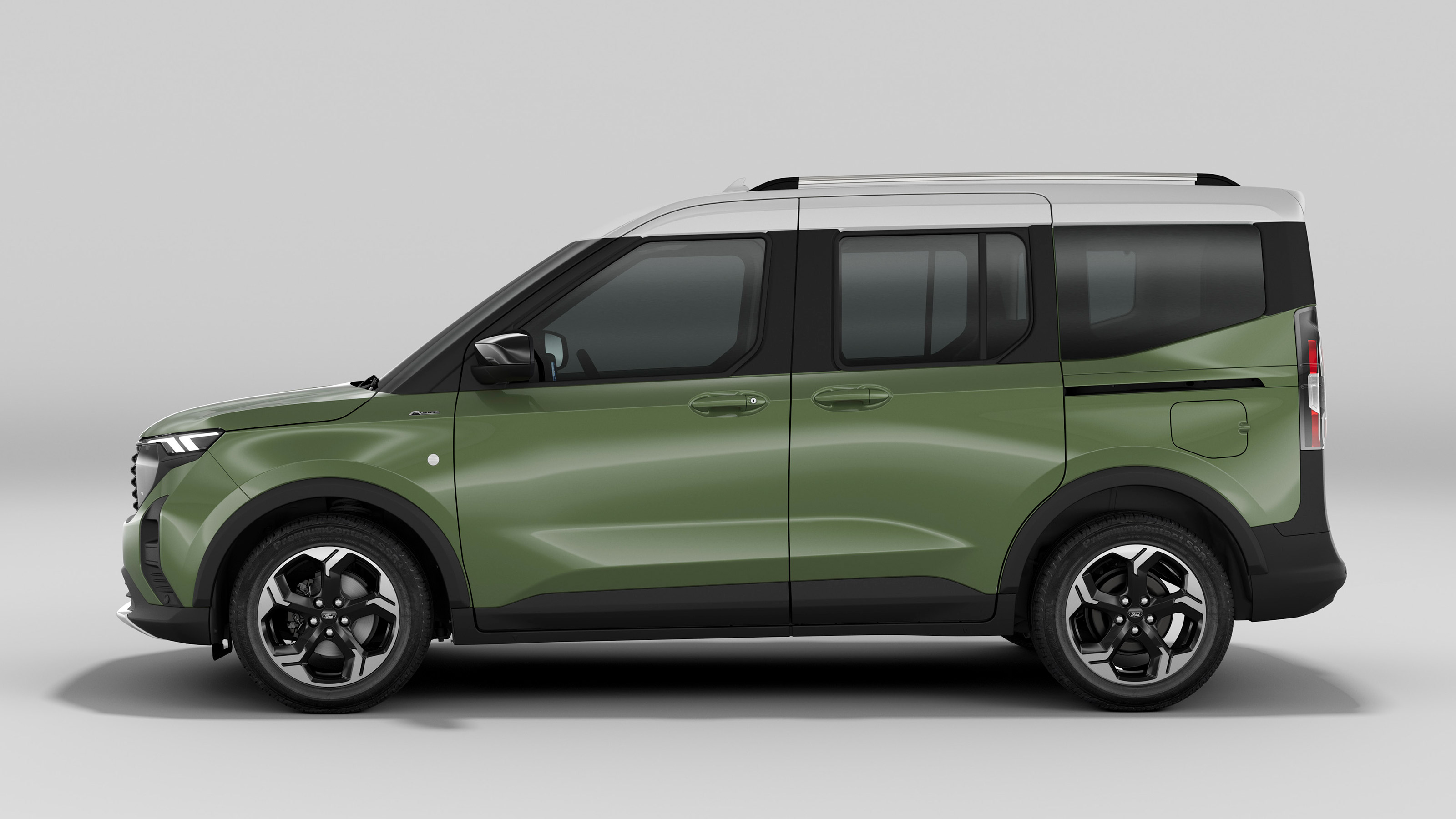 Ford Tourneo Courier side