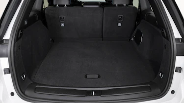 Jeep Grand Cherokee SUV boot