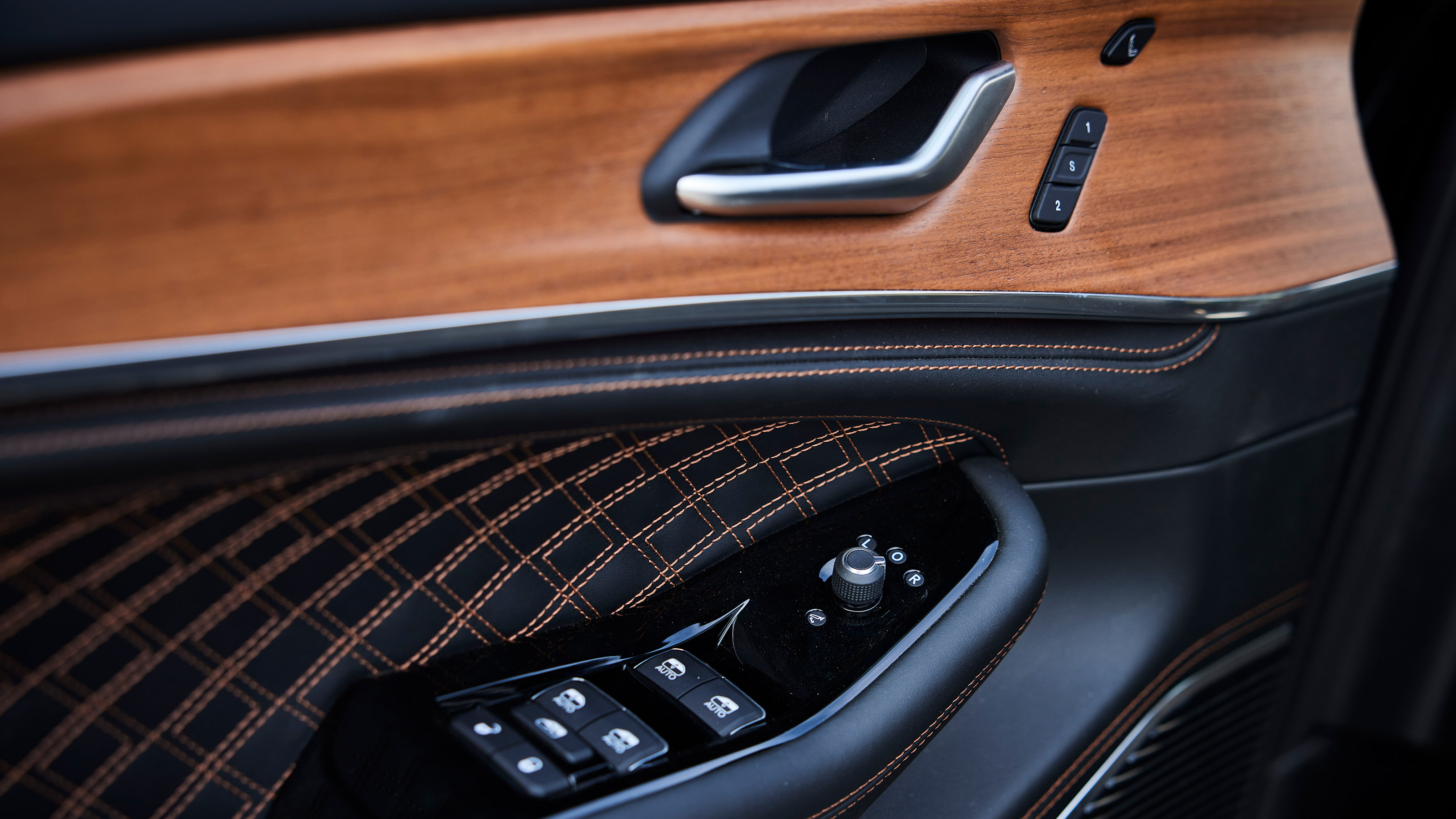 Jeep Grand Cherokee SUV door card