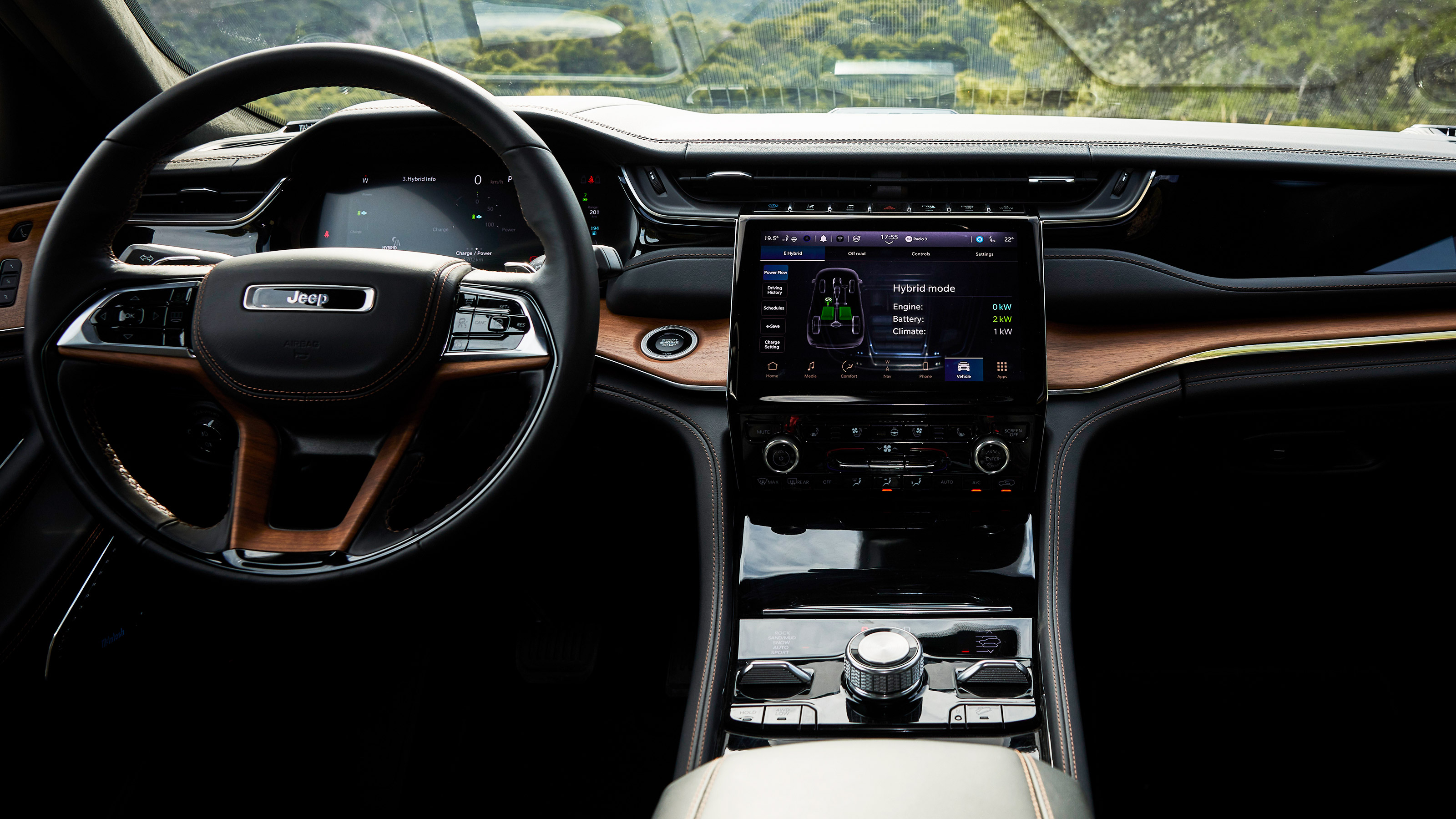 Jeep Grand Cherokee SUV dashboard