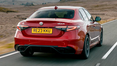 Alfa Romeo Giulia UK rear tracking