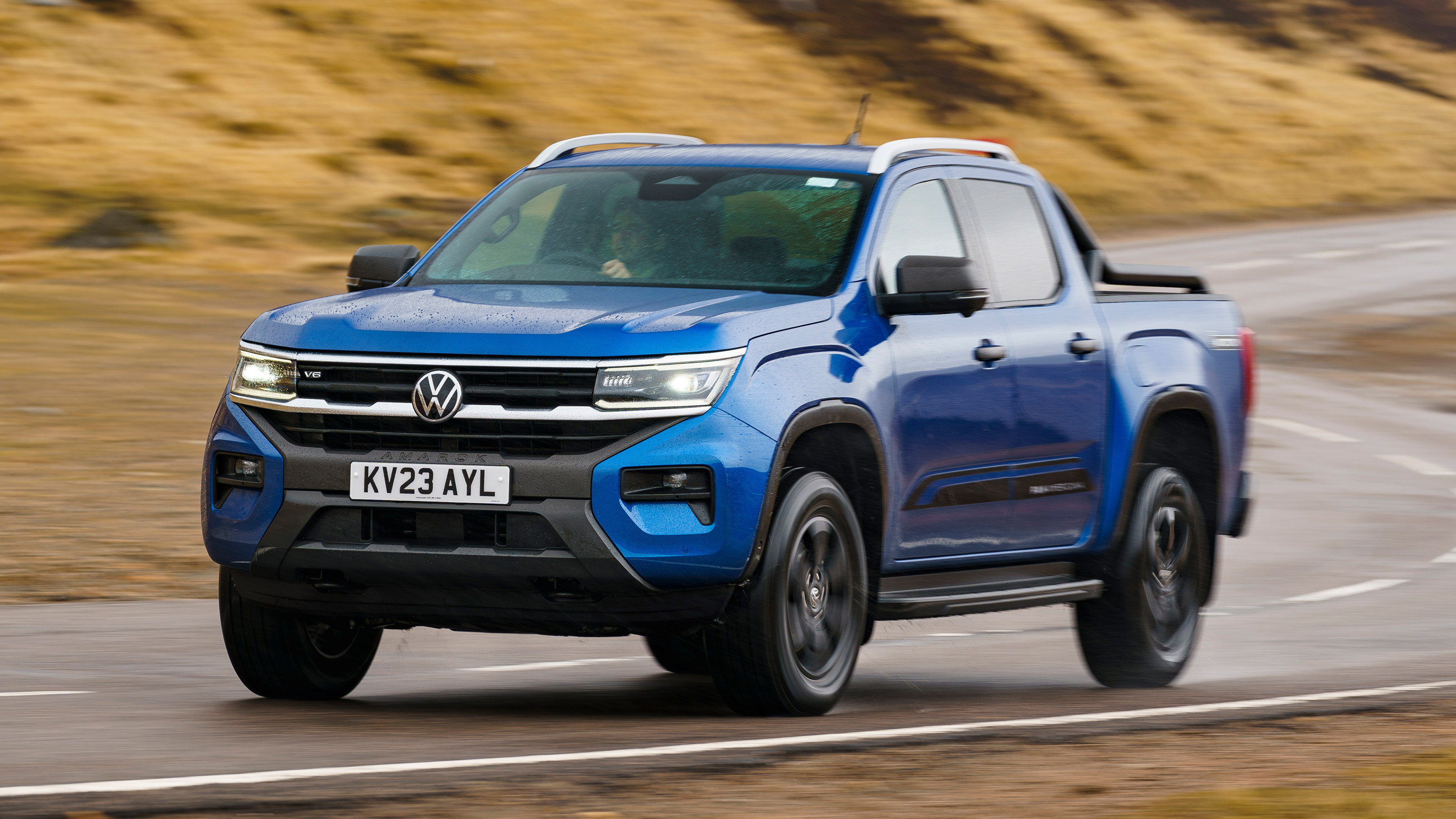 Volkswagen Amarok pickup front handling