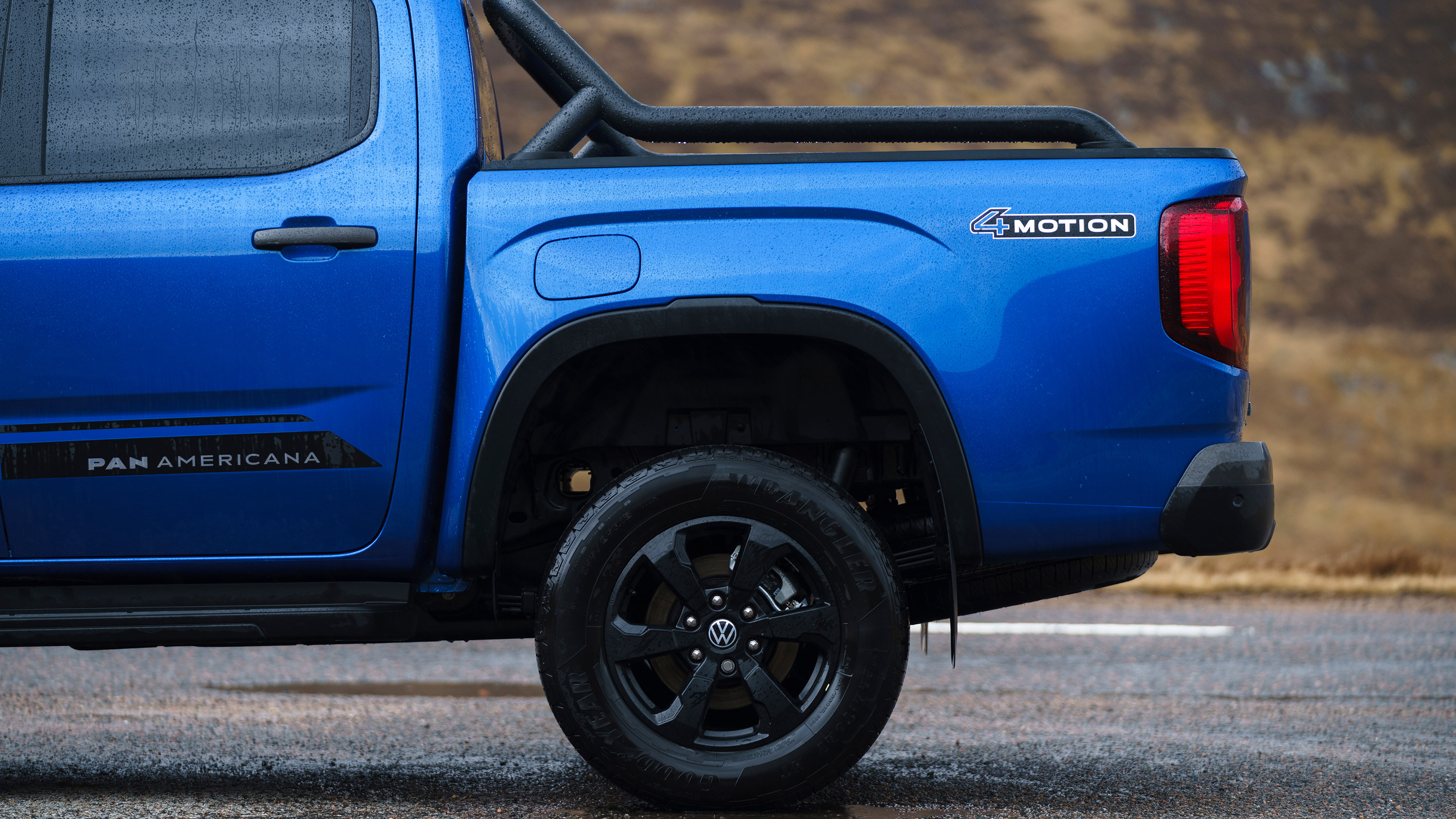 Volkswagen Amarok pickup rear loadbed