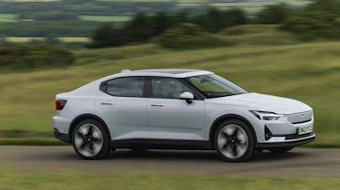 Polestar 2 hatchback facelift side panning