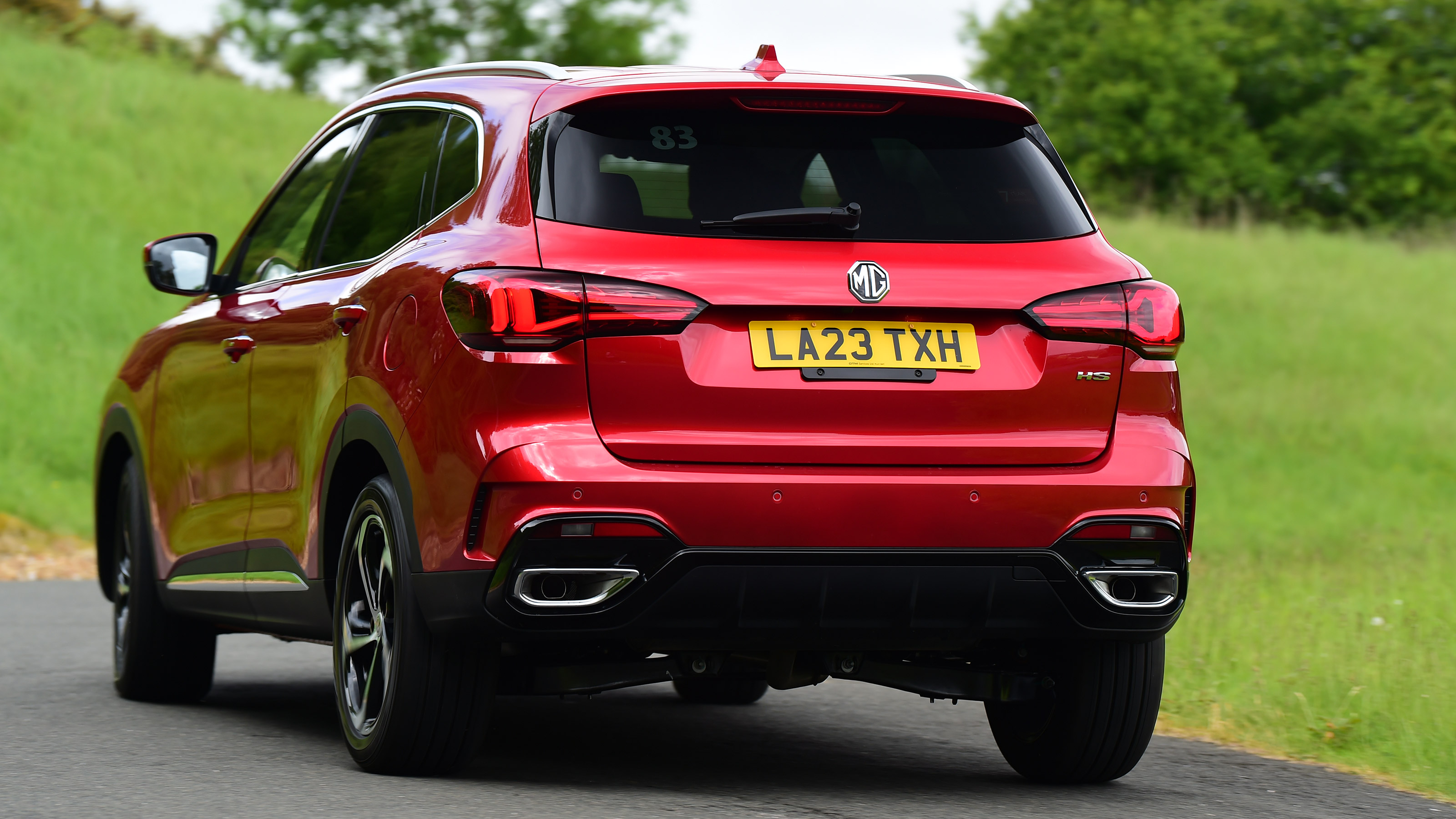 MG HS SUV facelift rear 3/4 tracking