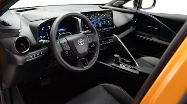 Toyota C-HR SUV 9