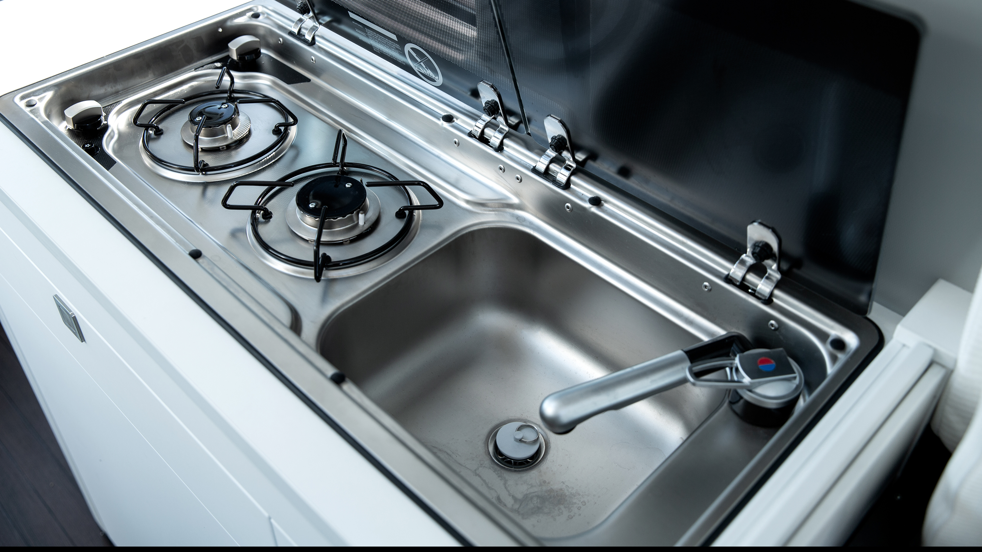 Volkswagen Grand California kitchen