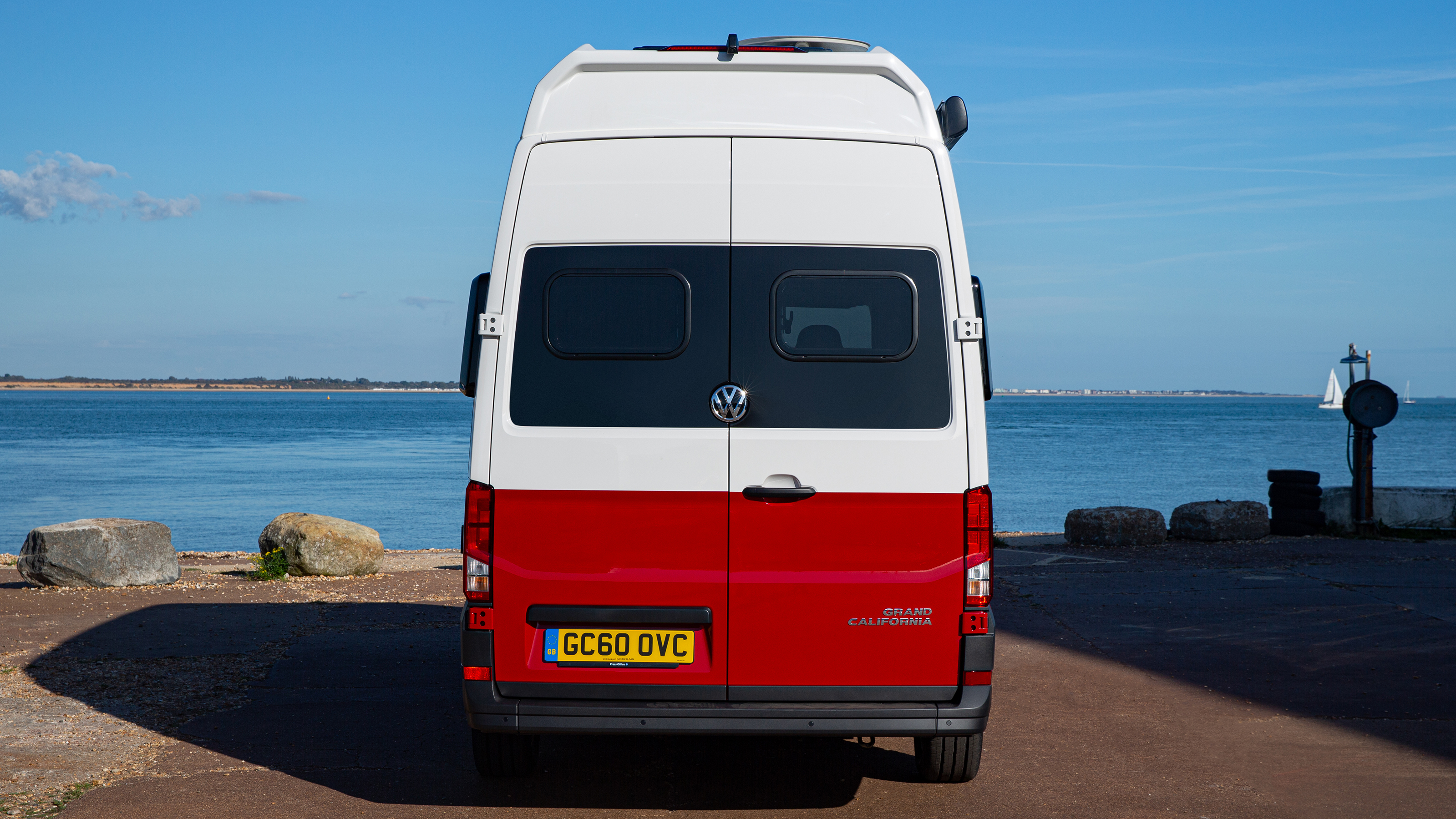 Volkswagen Grand California rear static