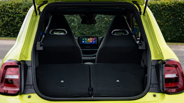 Abarth 500e boot