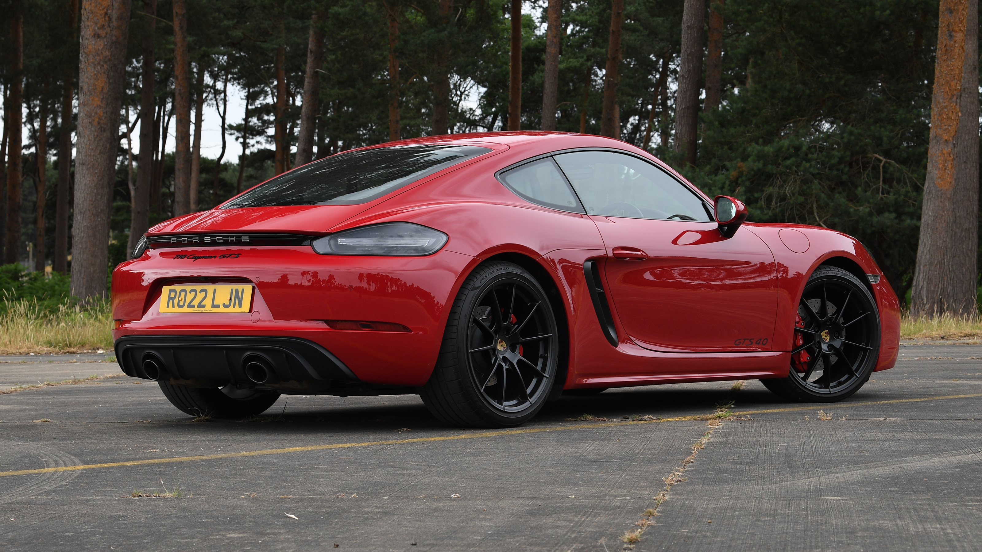 Porsche 718 Cayman rear 3/4 static