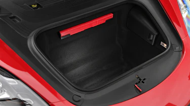 Porsche 718 Cayman frunk