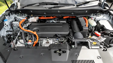 Honda CR-V SUV engine bay