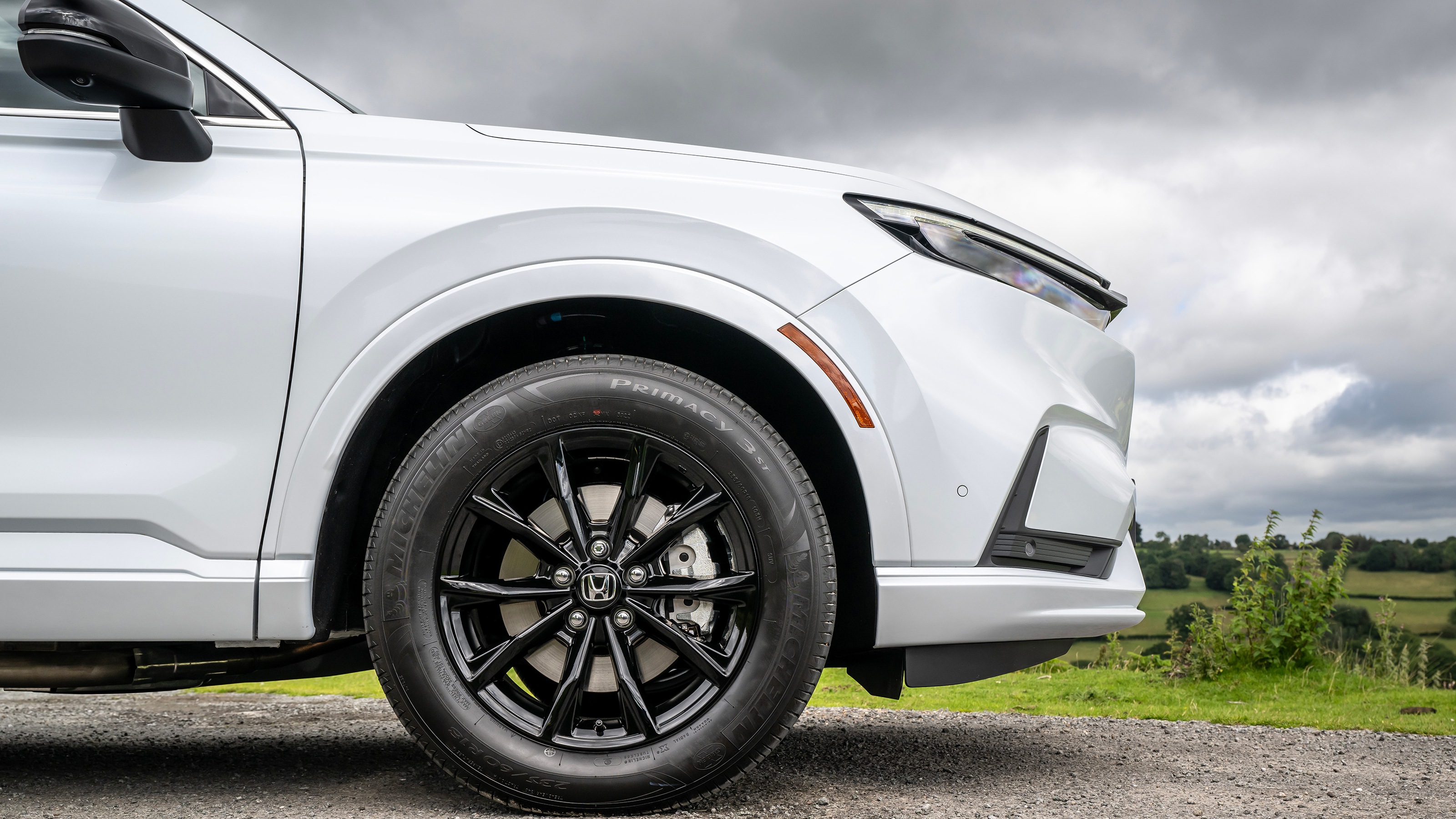 Honda CR-V SUV alloy wheels