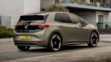 Volkswagen ID.3 facelift rear 3/4 panning