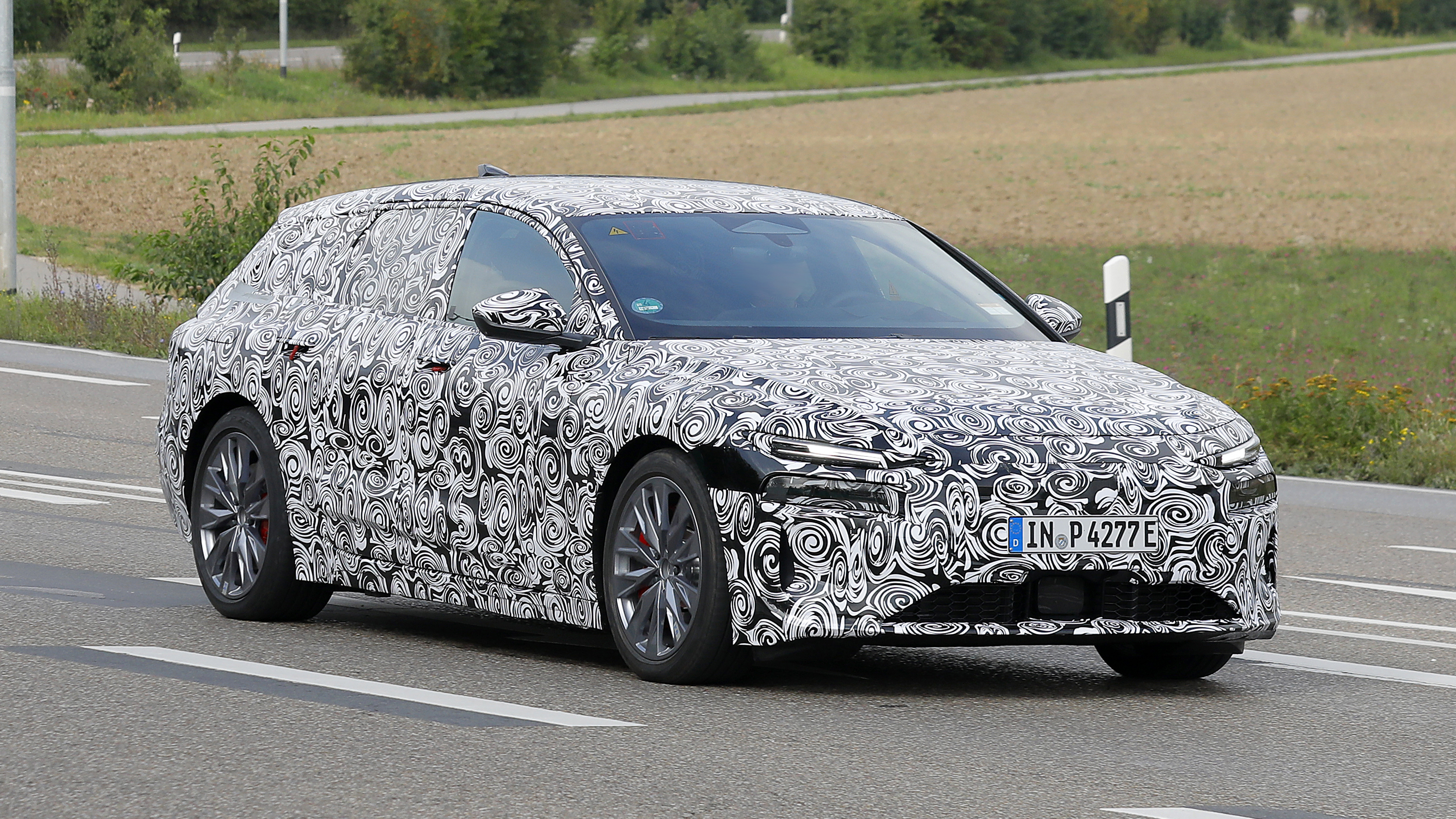 New electric Audi A6 Avant spies