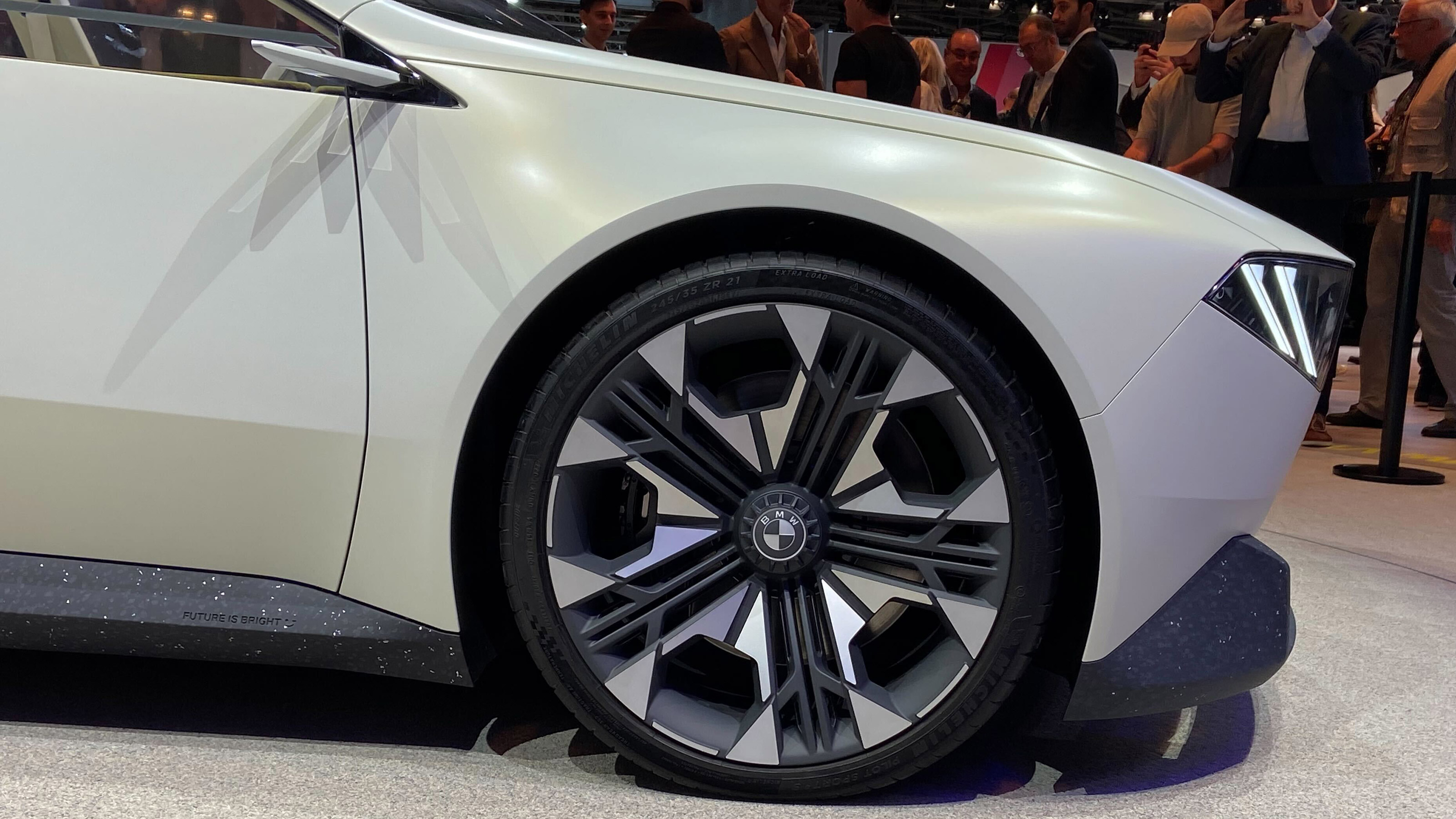 BMW Vision Neue Klasse concept 14