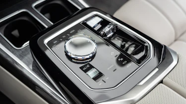 BMW 7 Series centre console