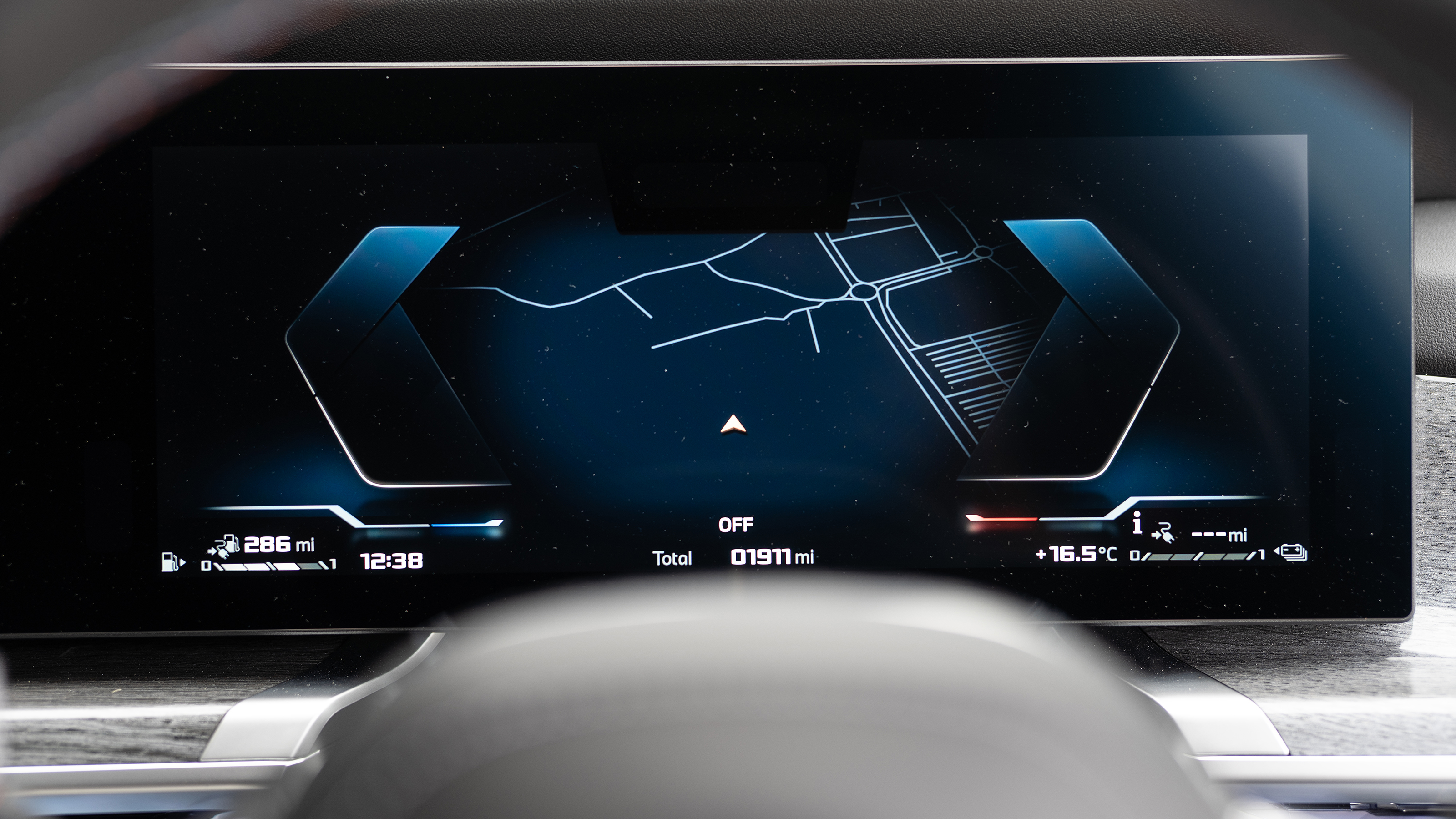 BMW 7 Series driver's display