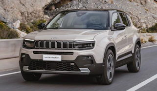 Petrol Jeep Avenger