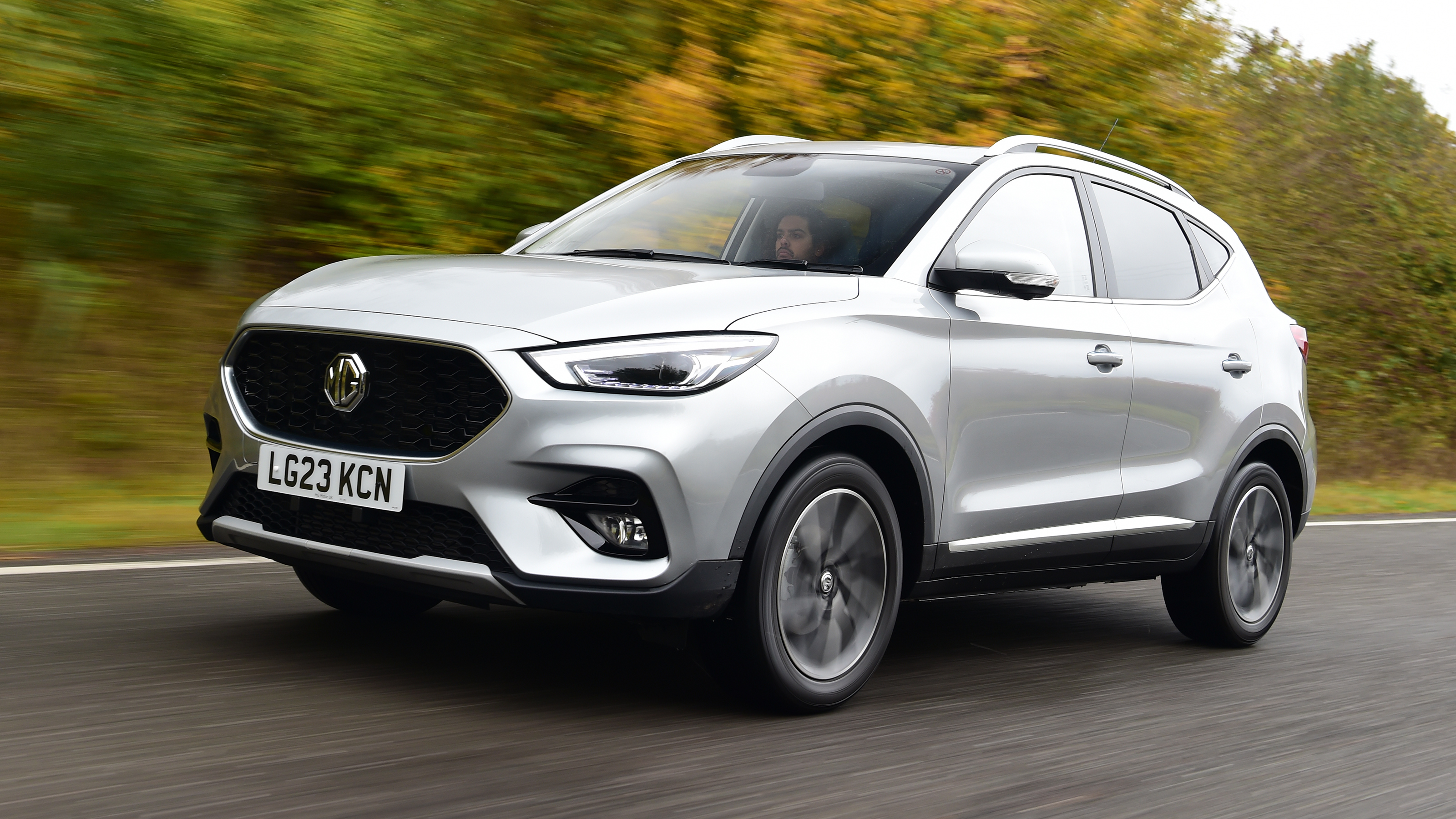 MG ZS SUV review front 3/4 tracking