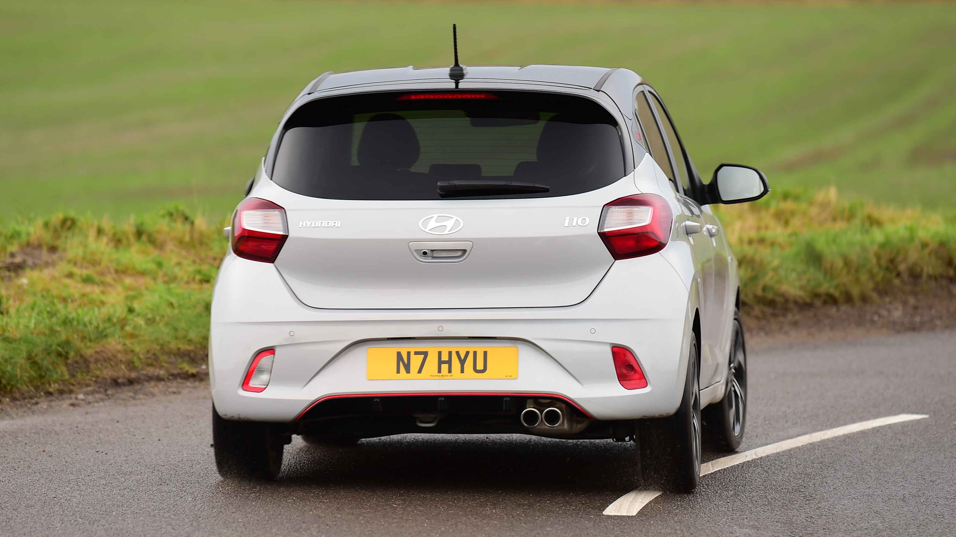 Hyundai i10 N Line rear handling