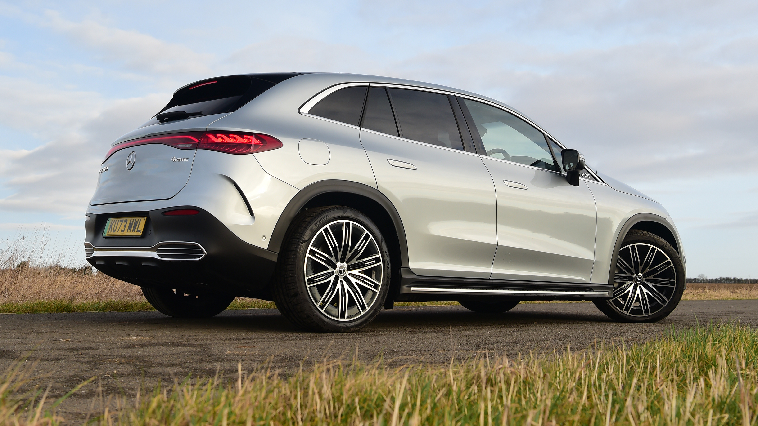 Mercedes EQE SUV rear 3/4 tracking