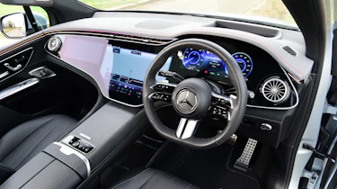 Mercedes EQE SUV interior