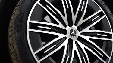 Mercedes EQE SUV alloy wheels