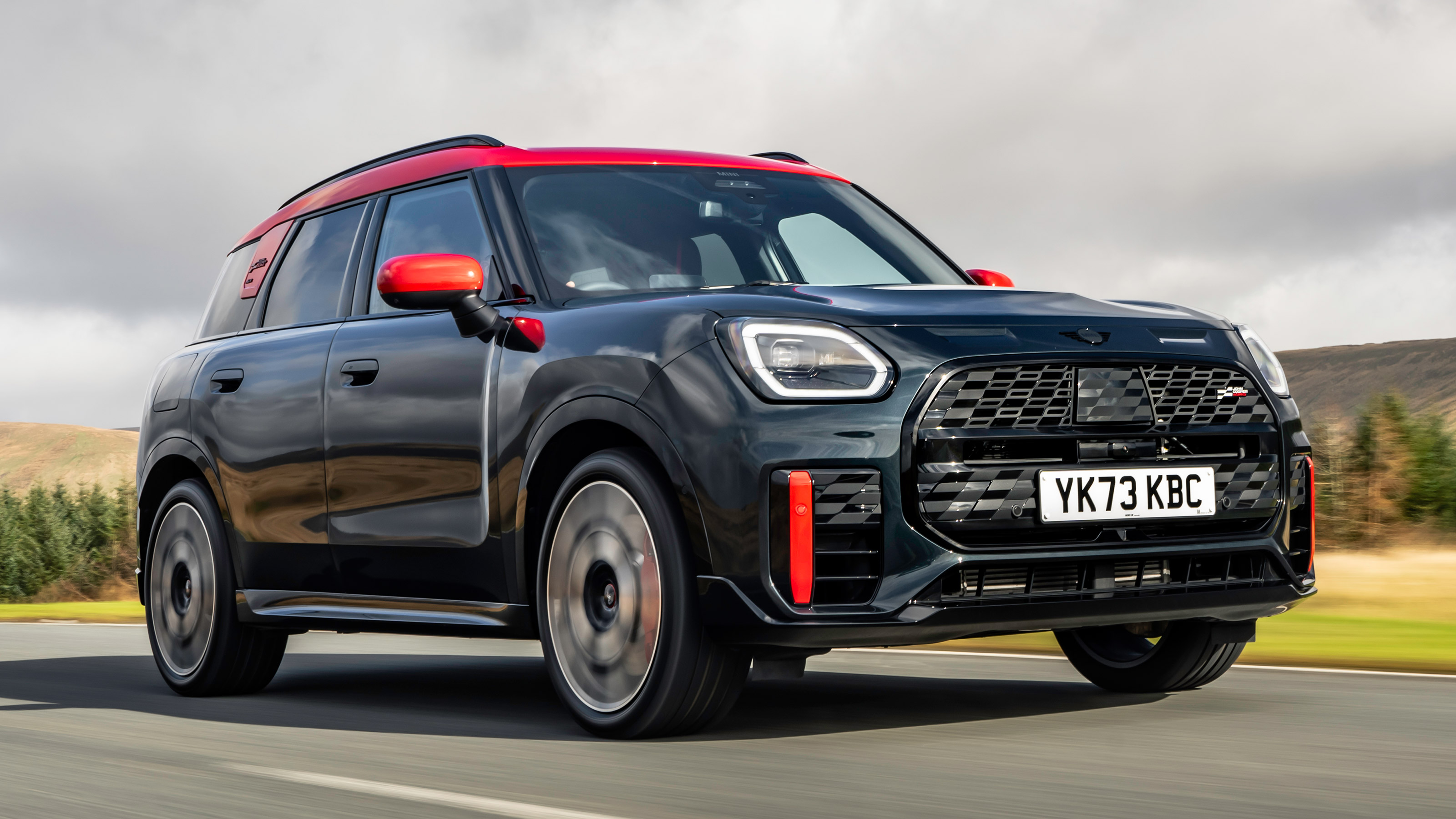 MINI Countryman JCW front 3/4